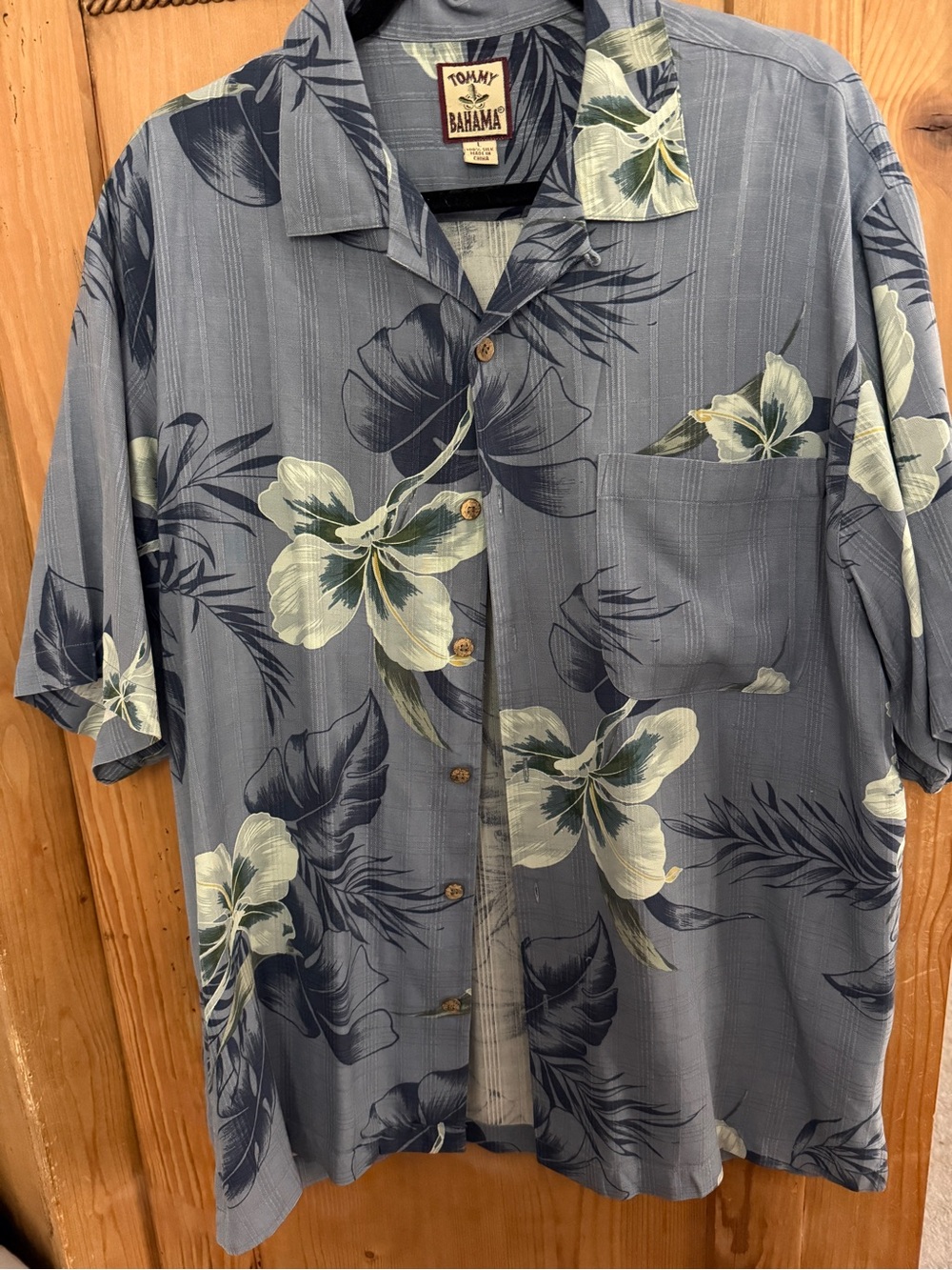Tommy Bahama Vintage Silk Blue Floral Short-Sleeve Camp Hawaiian Shirt